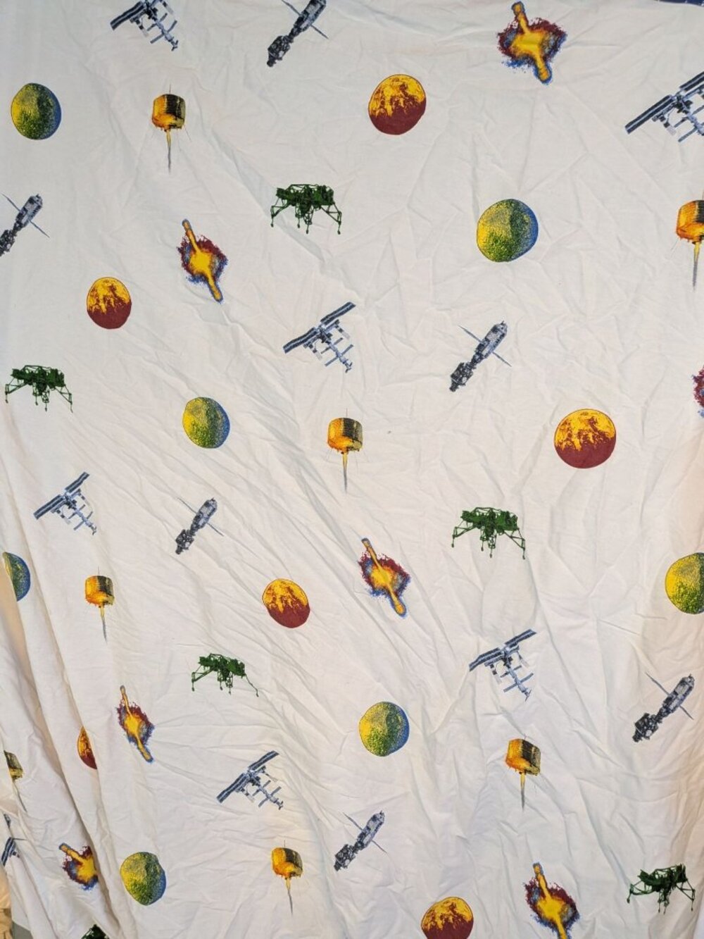 Outer Space-Themed Twin Sheet Set Planets Rockets - Picture 3 of 5
